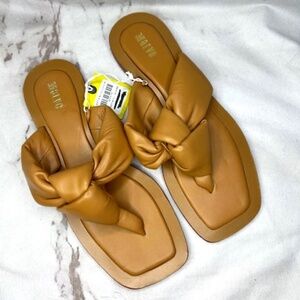 Anthropologie - Maeve sandals - NWT